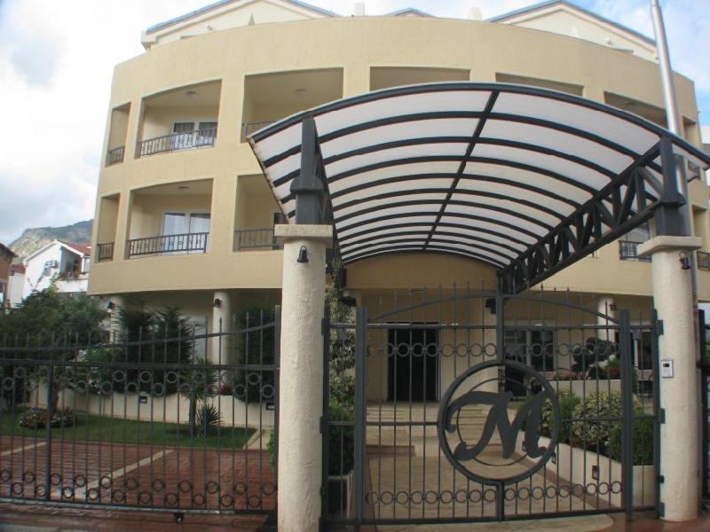 Apartmani Mirenza Budva Luaran gambar